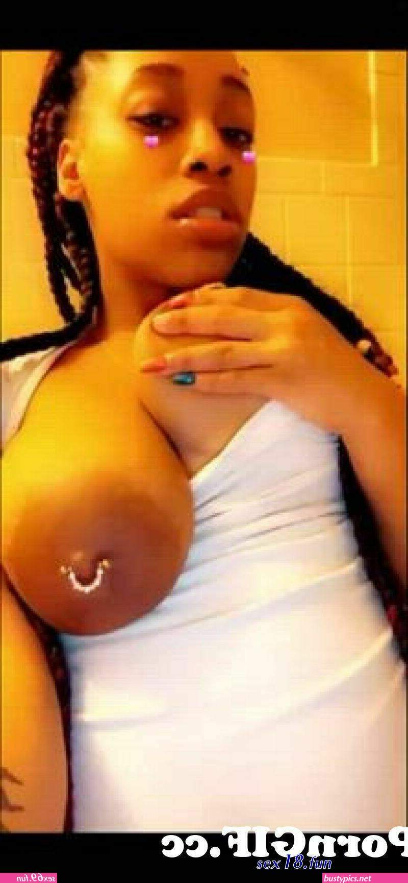 big hausa boobs