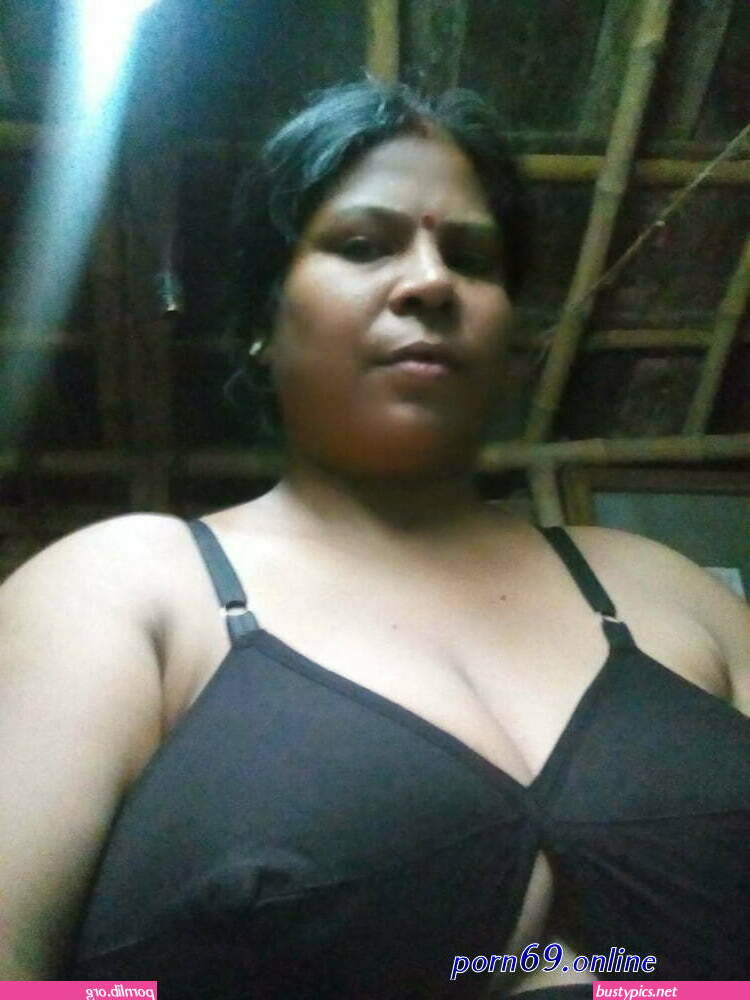 boobs aunty porn nude pic