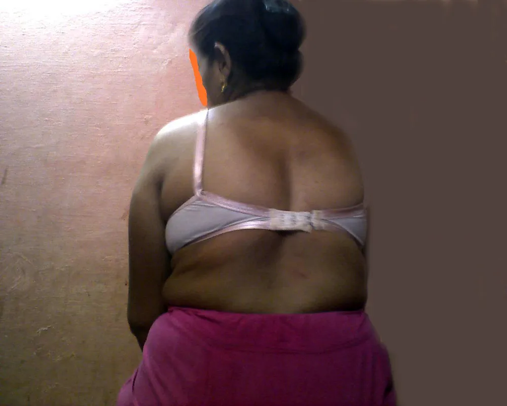 desi fat village mom nude ass pics
