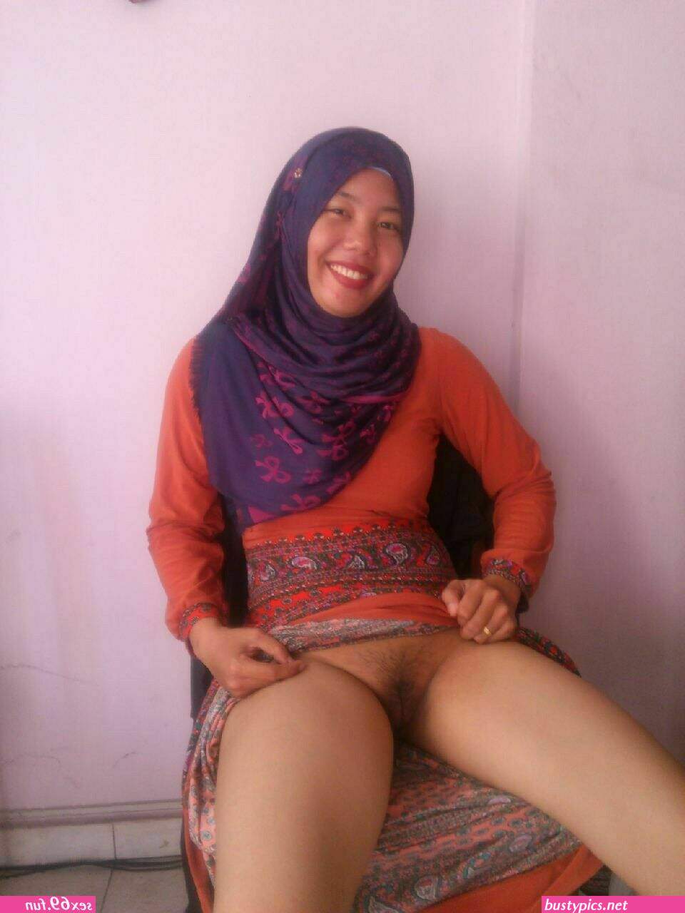 ibu tetek besar bugil