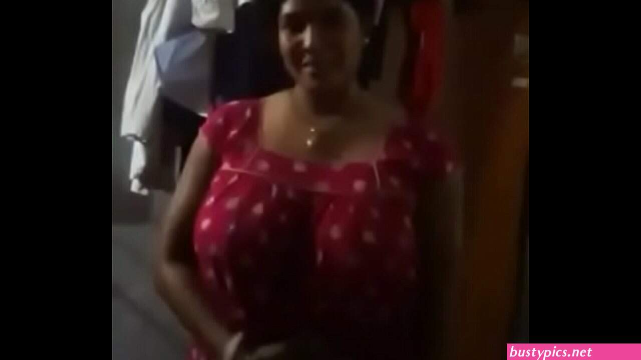 indian young aunty boobs