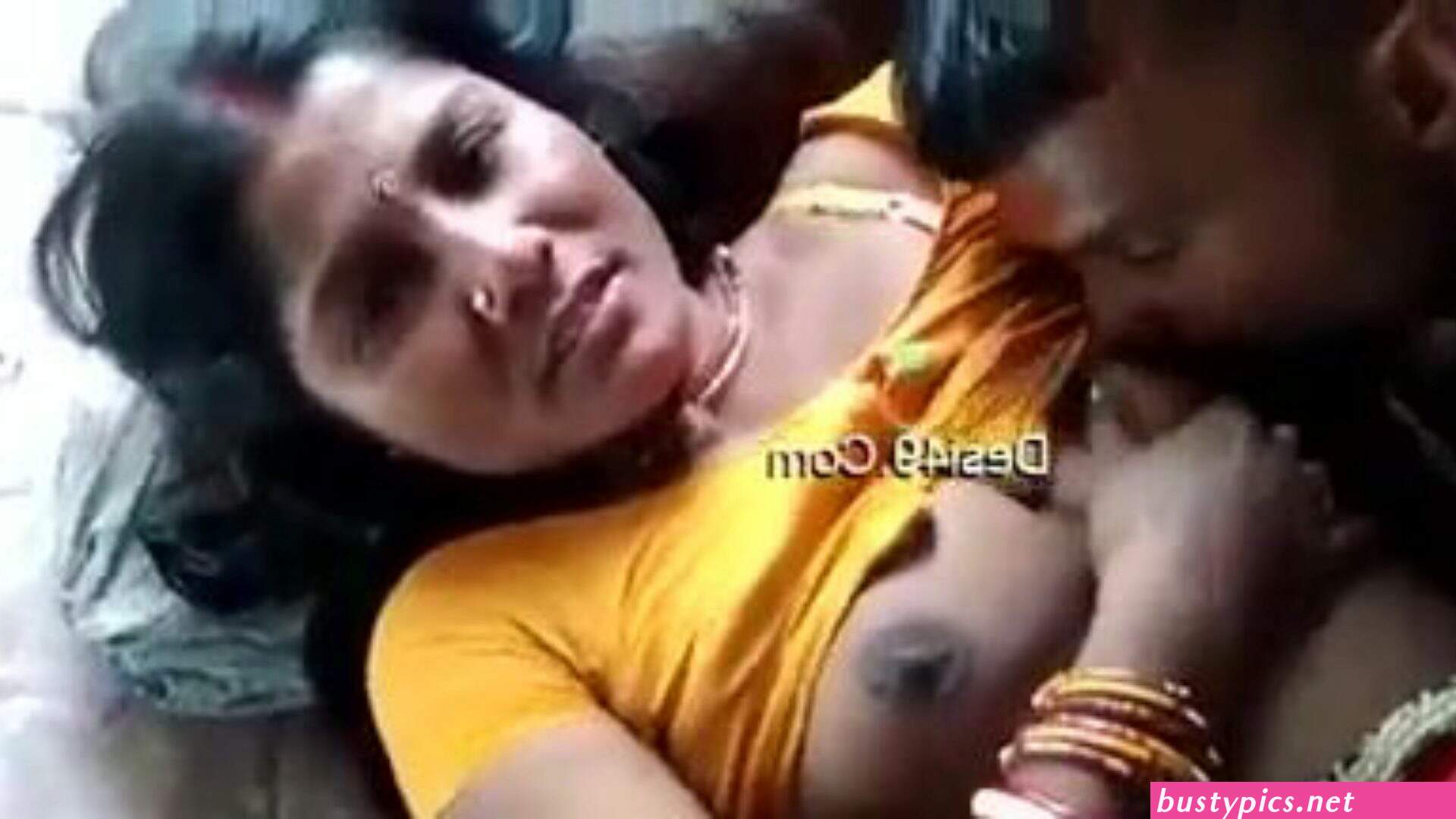 indian young aunty boobs