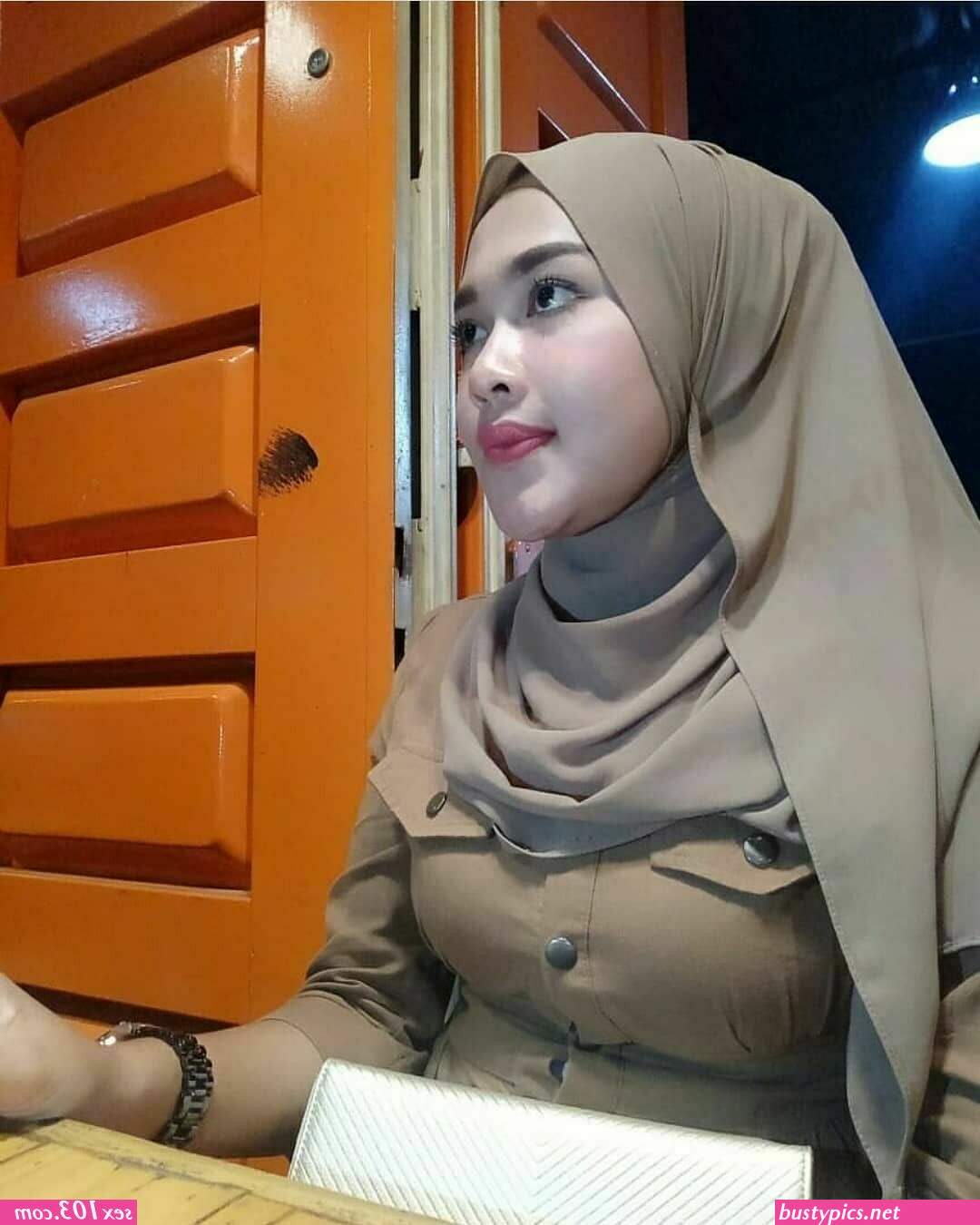 jilbab alim bugil