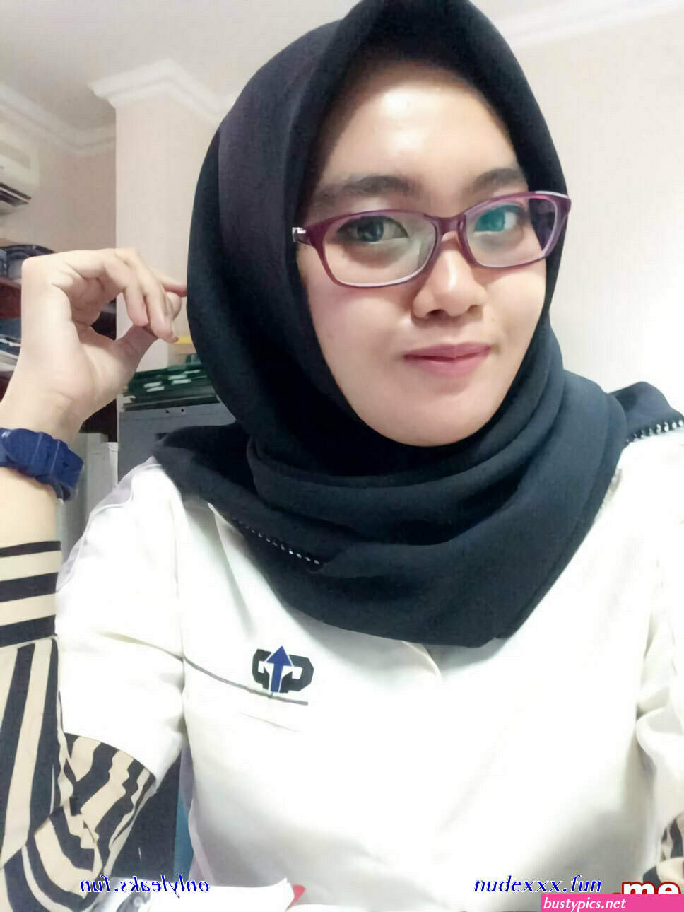 jilbab alim bugil