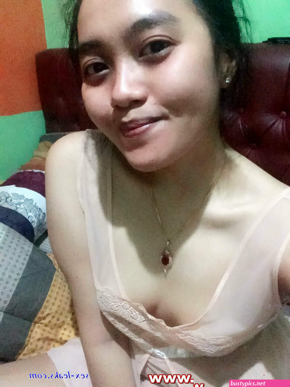 jilbab alim bugil