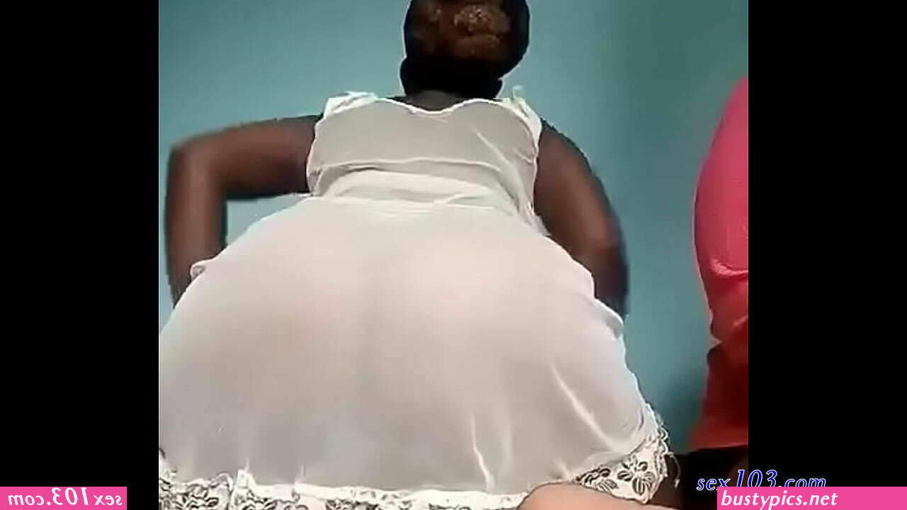 kenyan big booty ebony naked sexy mom