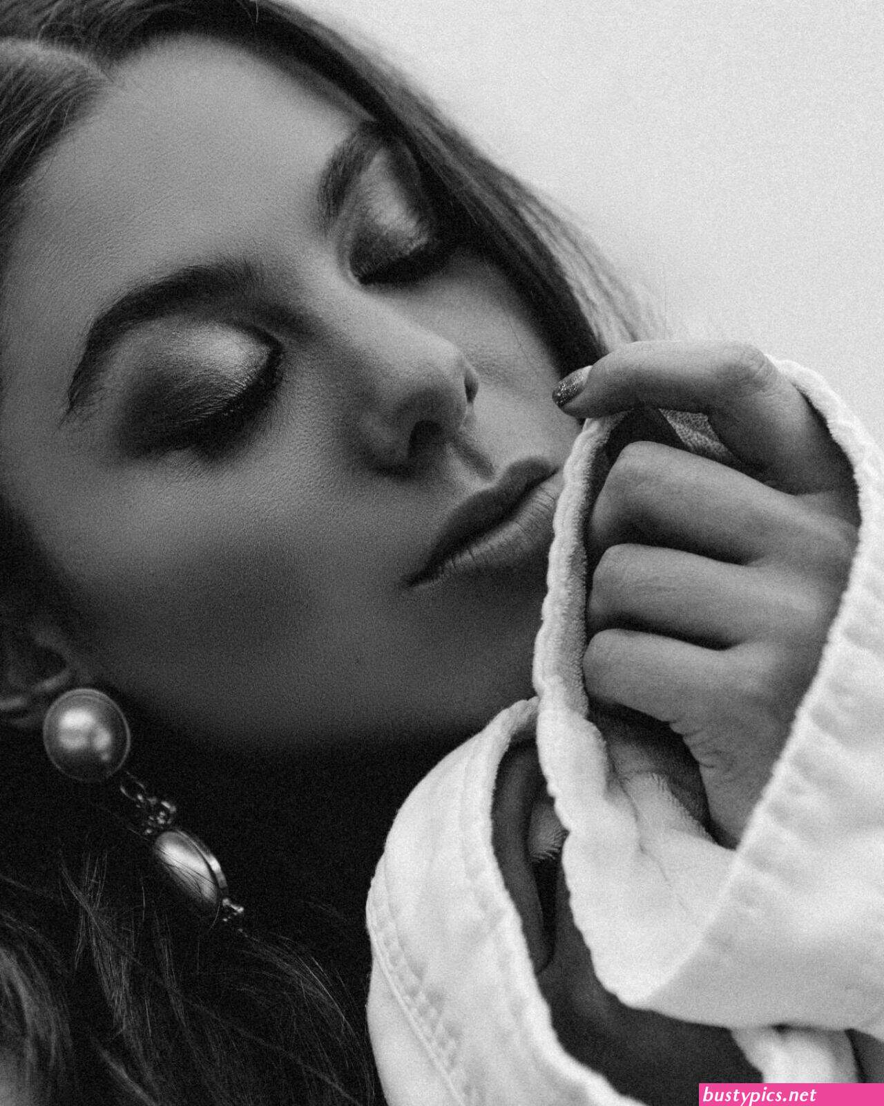 kira kosarin nide pics