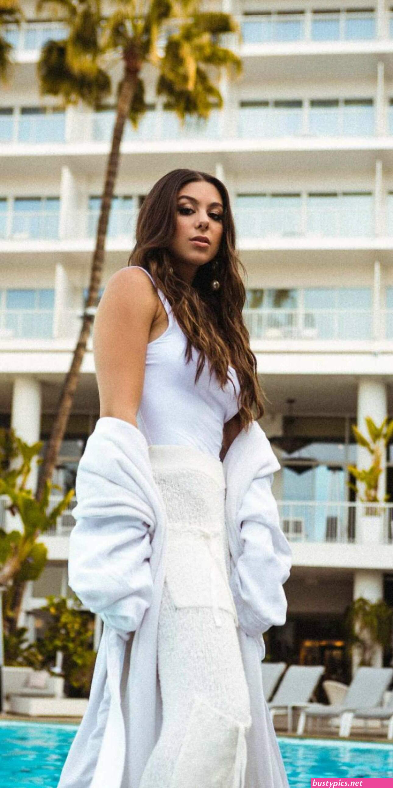 kira kosarin nide pics