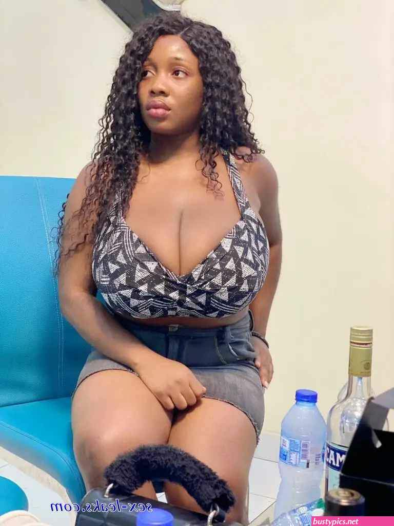 naija huge boobs