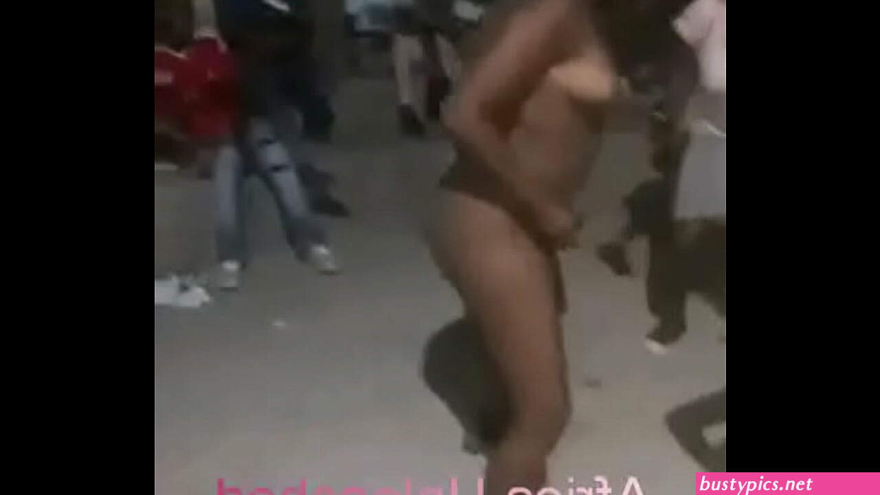 open beauty mzansi on bed naked