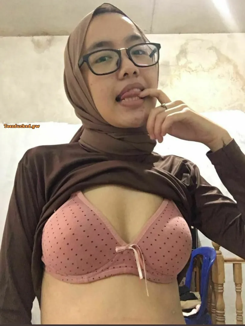 toket hijab bugil