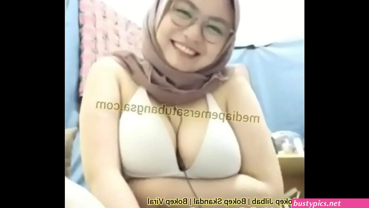 toket hijab bugil