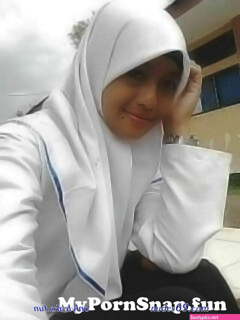 toket hijab bugil
