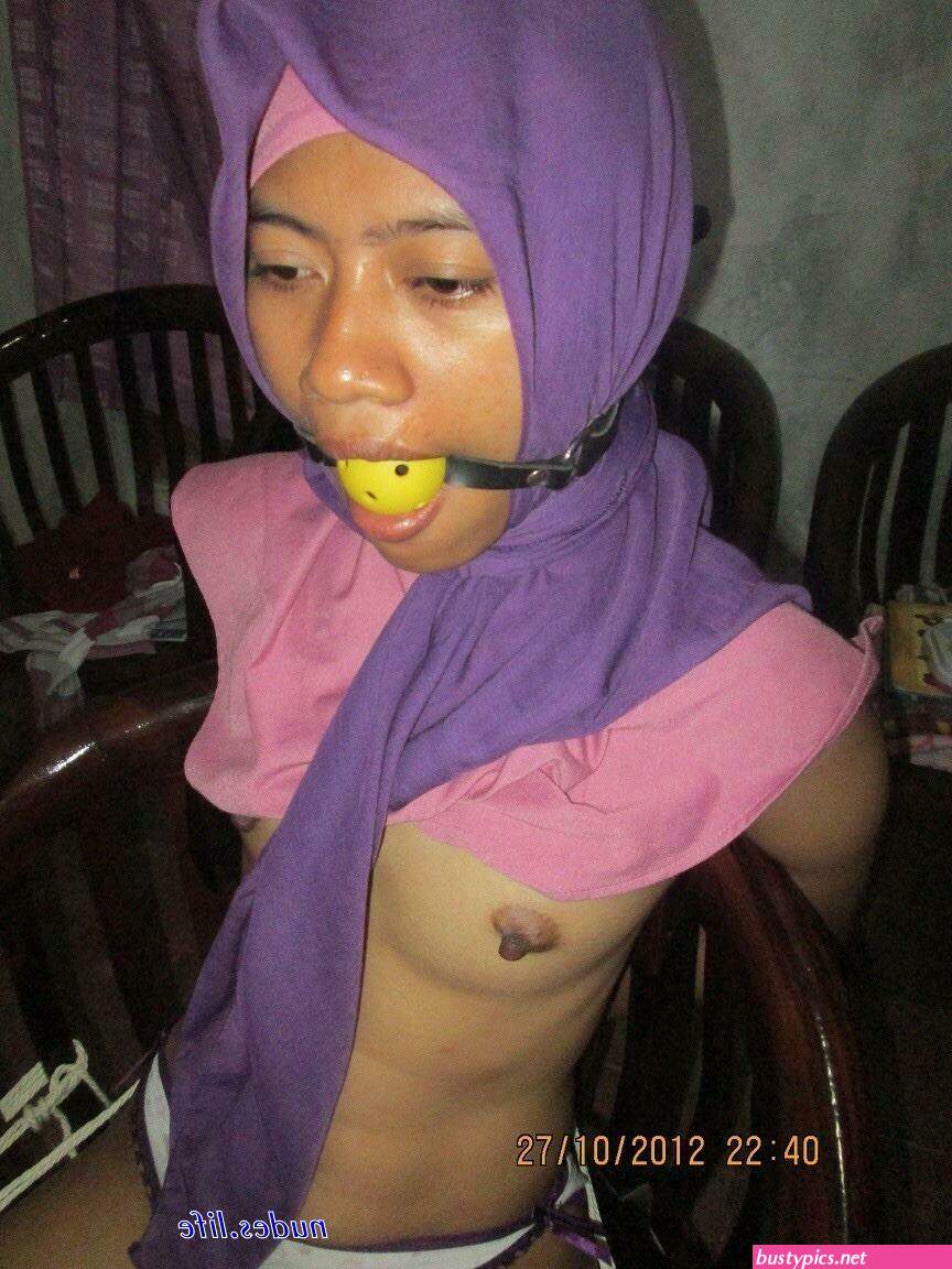 toket hijab bugil