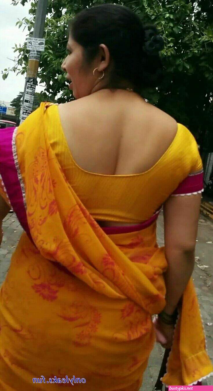 aunty sexy backside images