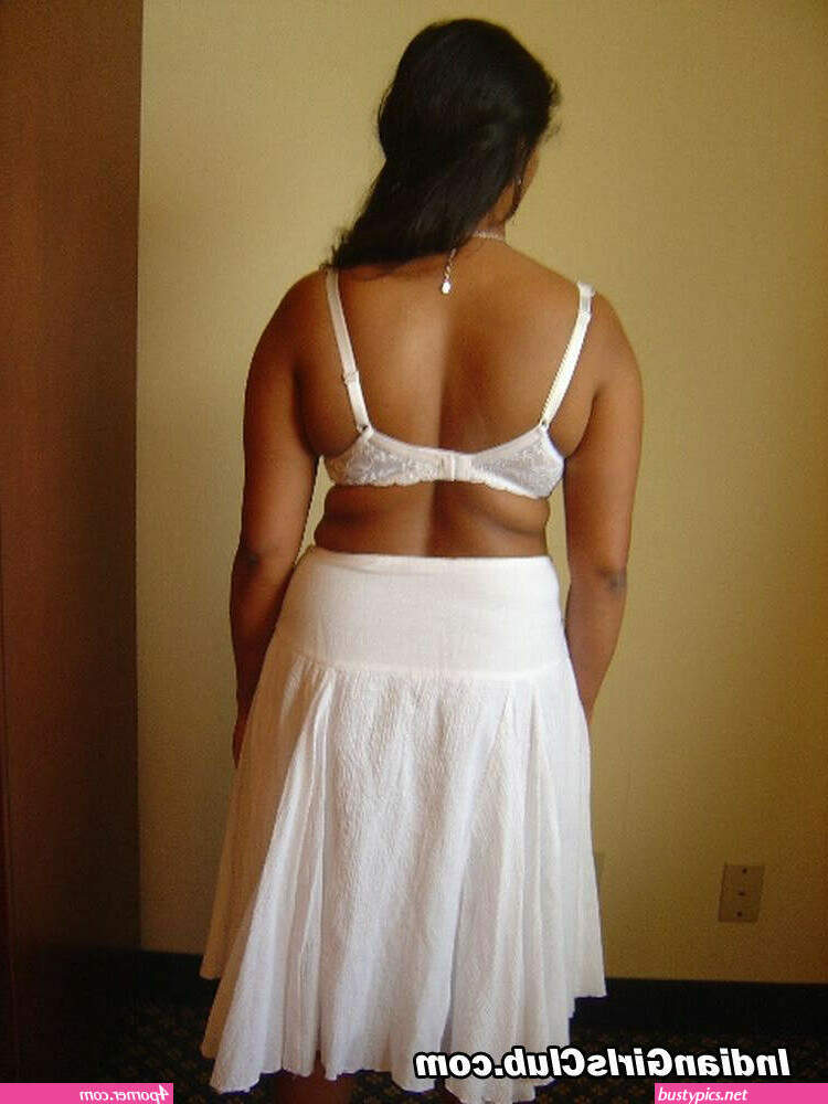 aunty sexy backside images
