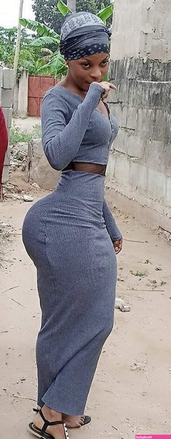 big black booty tight skart pic