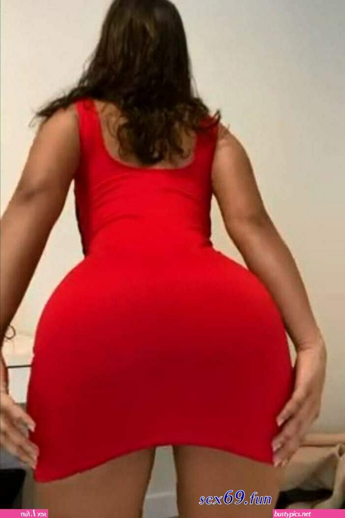 big black booty tight skart pic