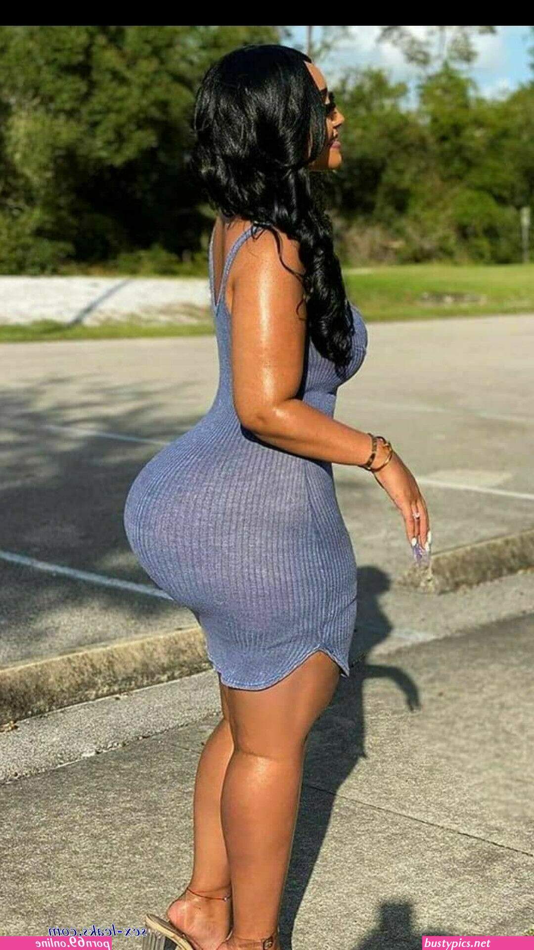 big black booty tight skart pic