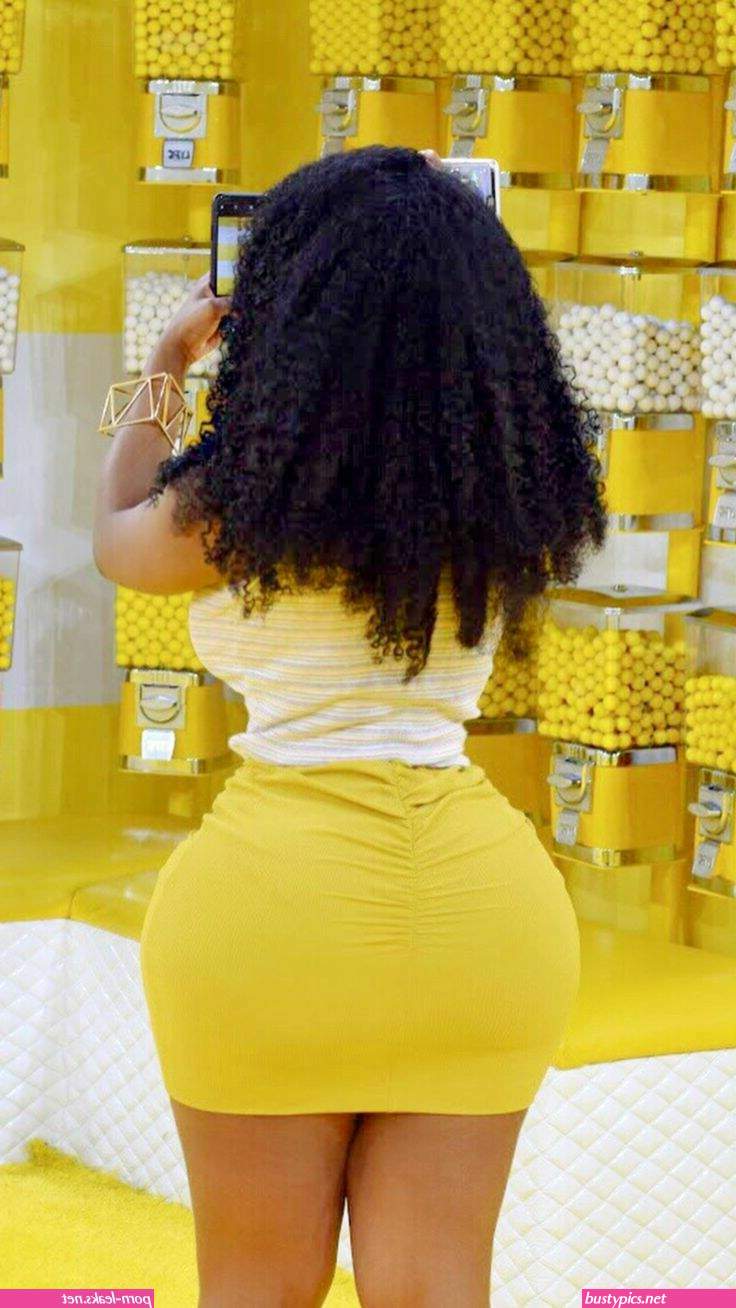 big black booty tight skart pic