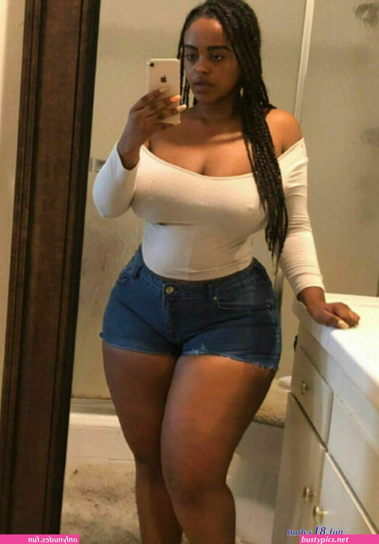 black big hips and boobs naked women pics