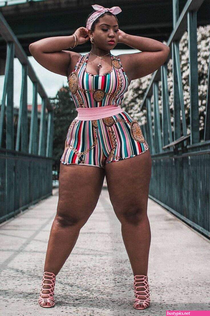 ebony big hip thigh bbw naked pics