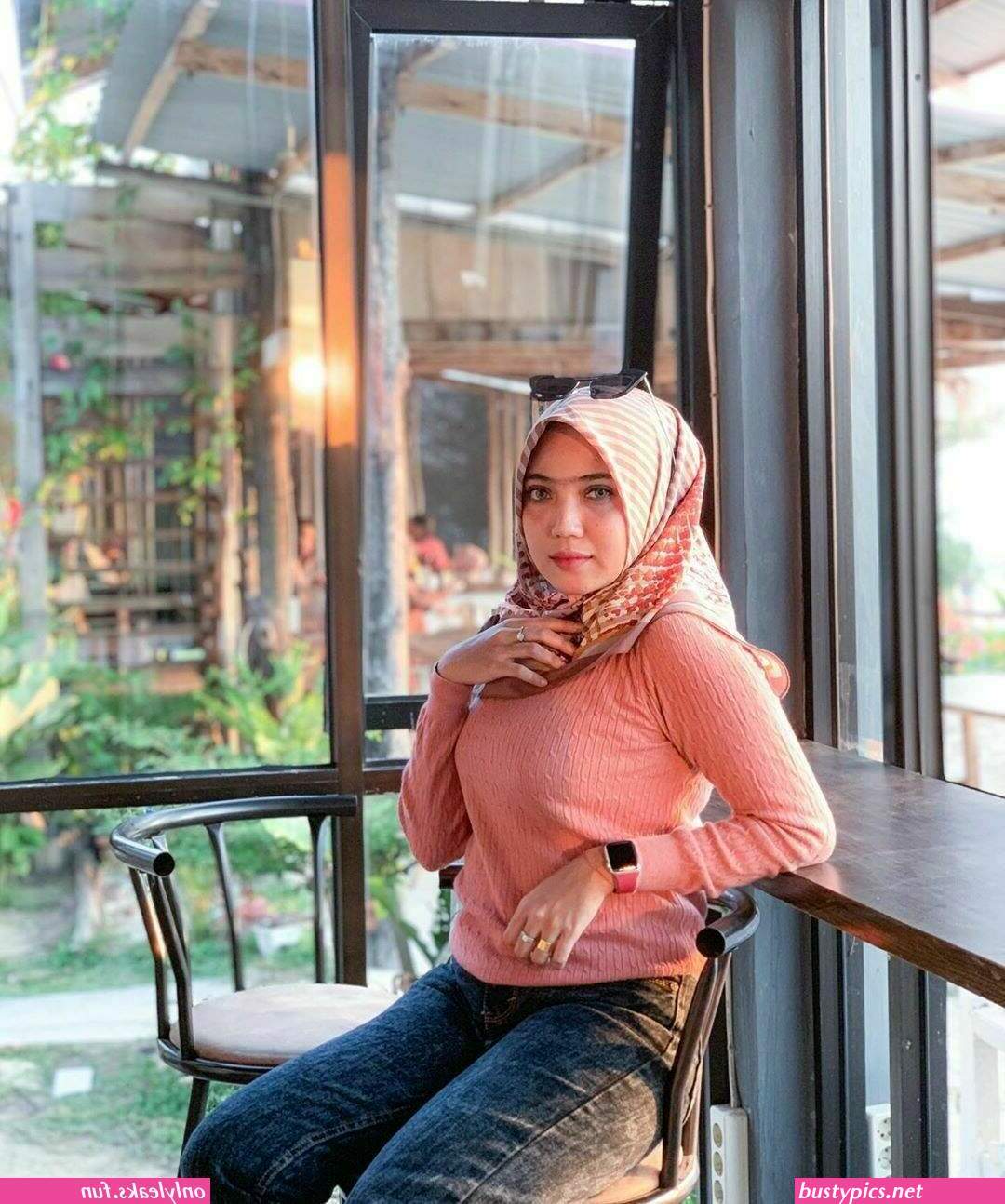jilboobs twitter bugil