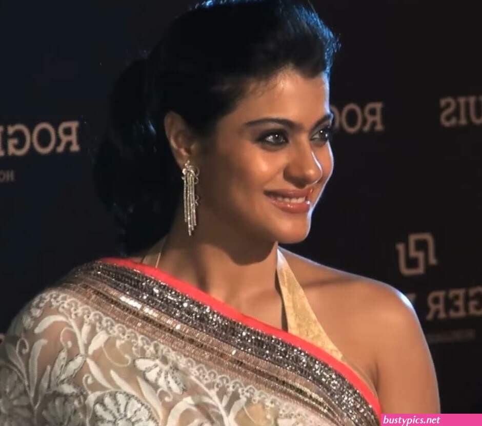 milf kajol devgan hot sexy in half blouse saree