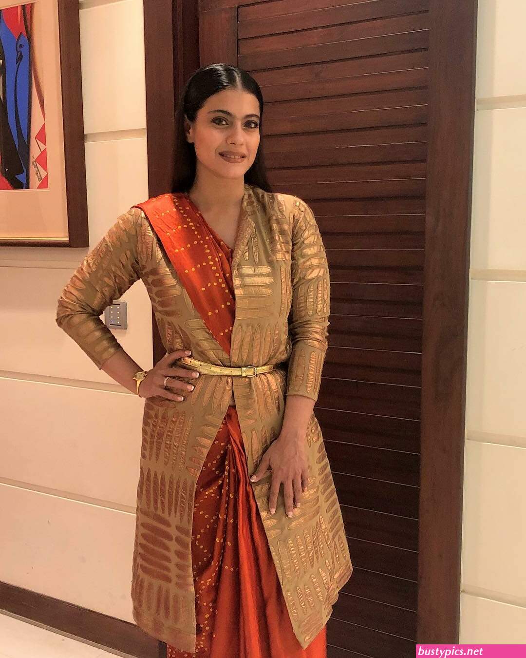 milf kajol devgan hot sexy in half blouse saree