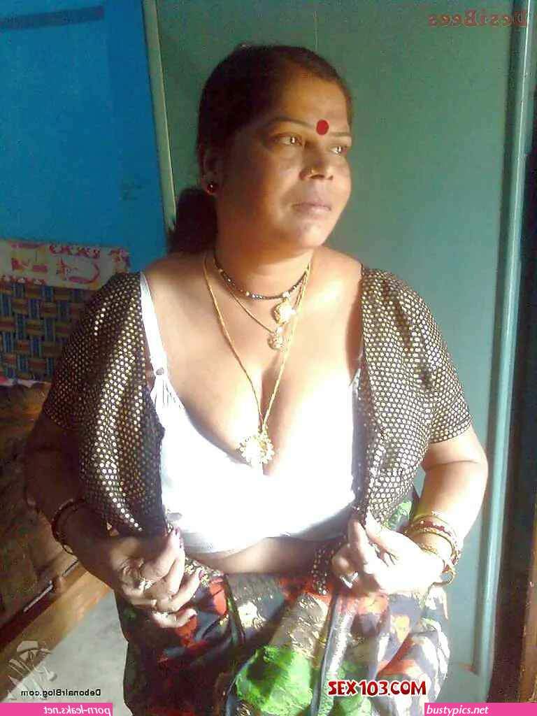 nepali aunty sex boobs photos