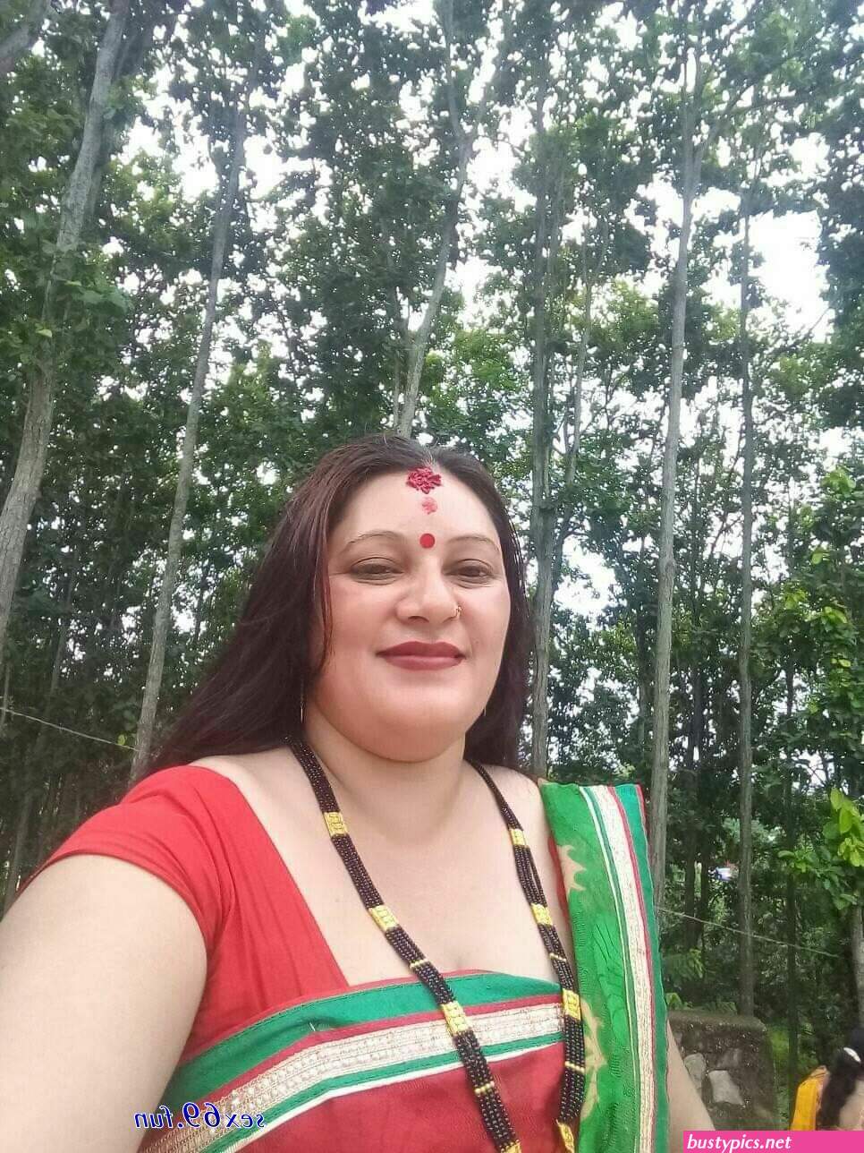 nepali aunty sex boobs photos