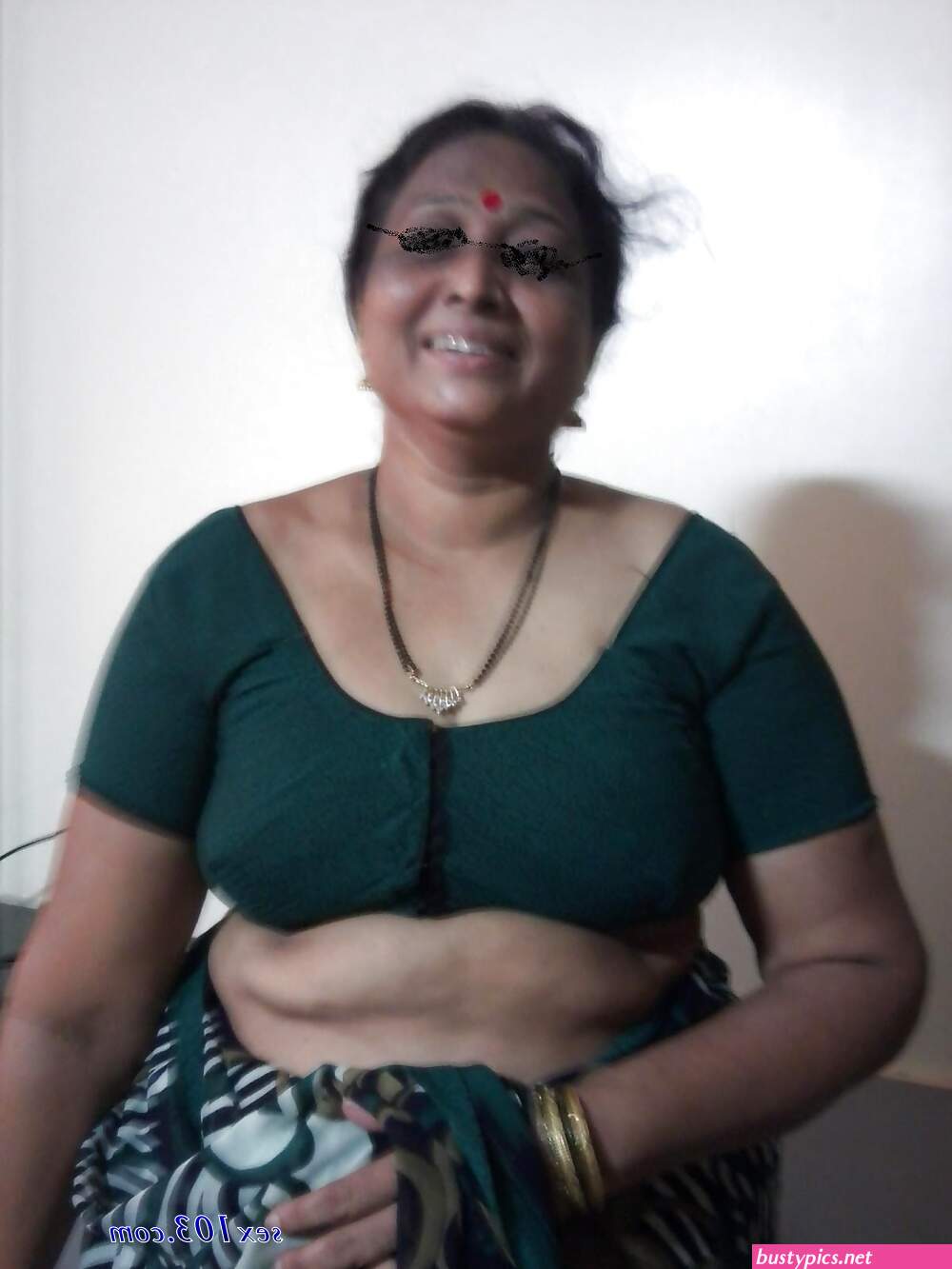 nepali aunty sex boobs photos