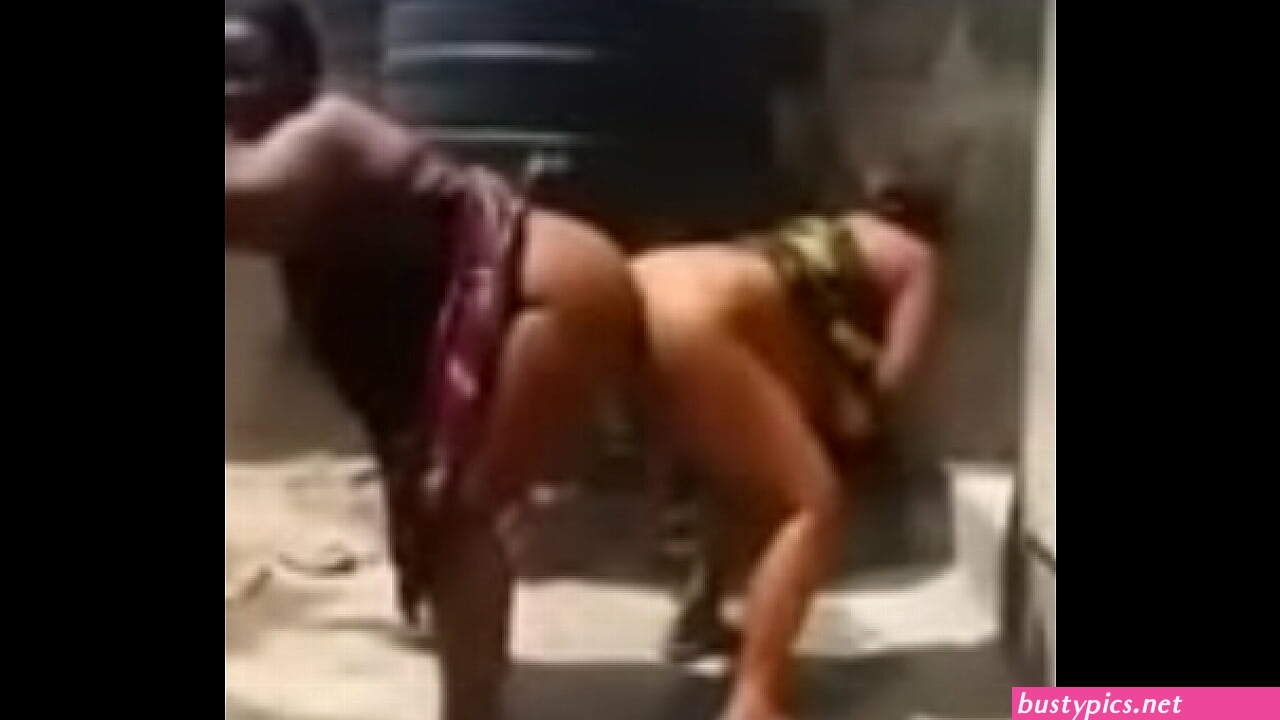 xx porno big booty dans l eglise