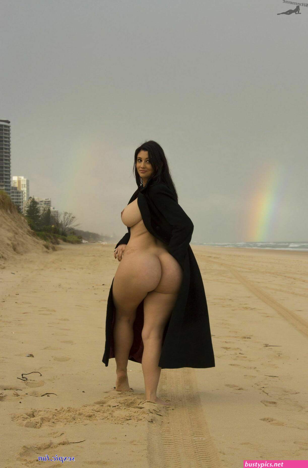 big ass arab aunties nude photos
