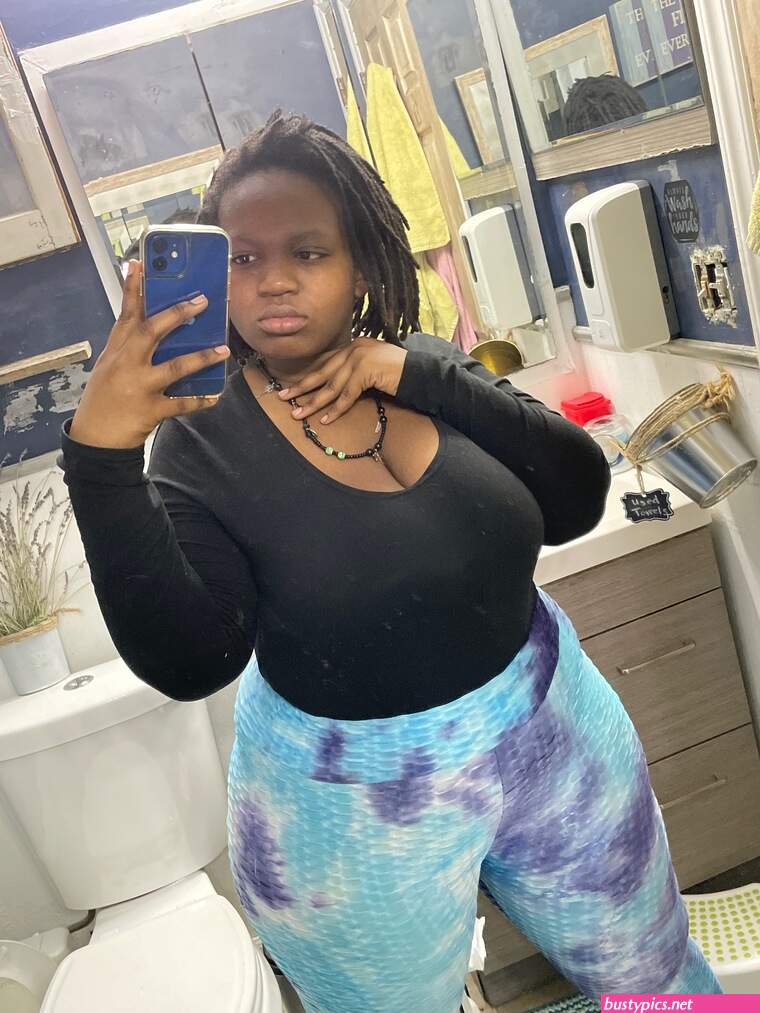 cubanaredd21 onlyfans leaks