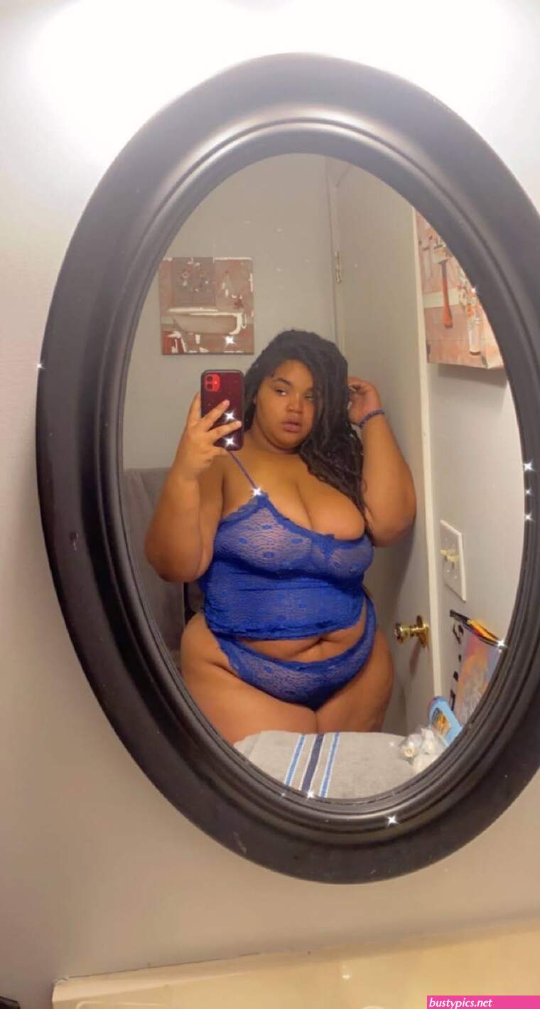 cubanaredd21 onlyfans leaks
