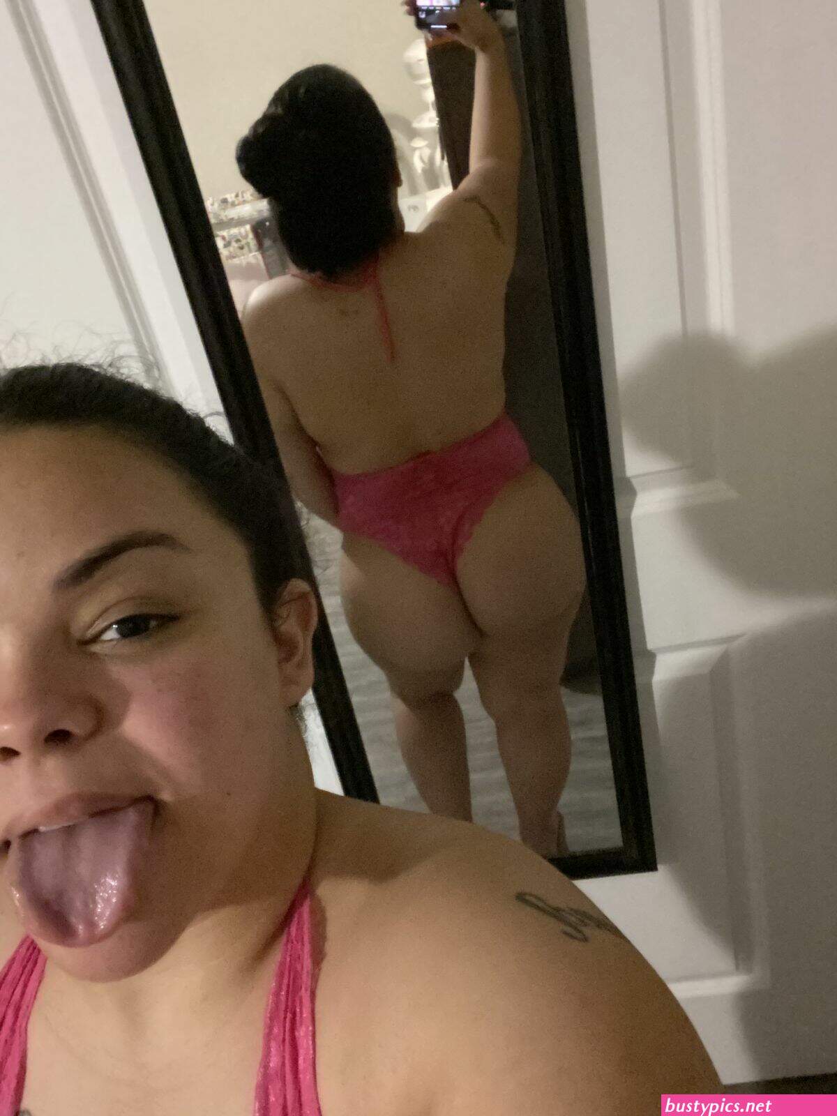 cubanaredd21 onlyfans leaks