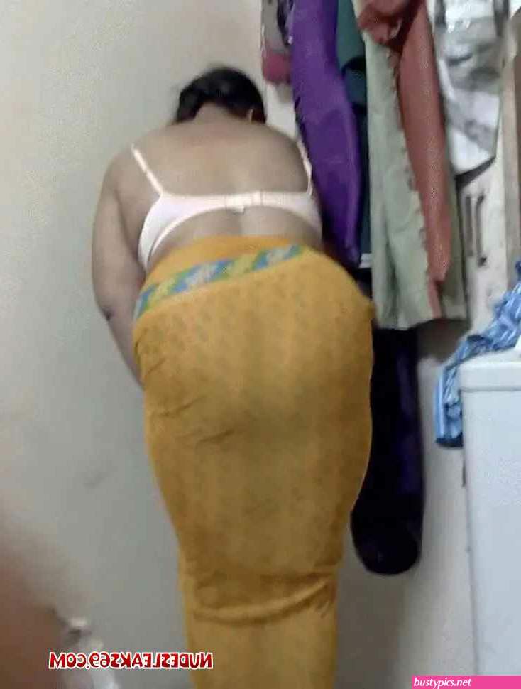 desi petticoat aunty
