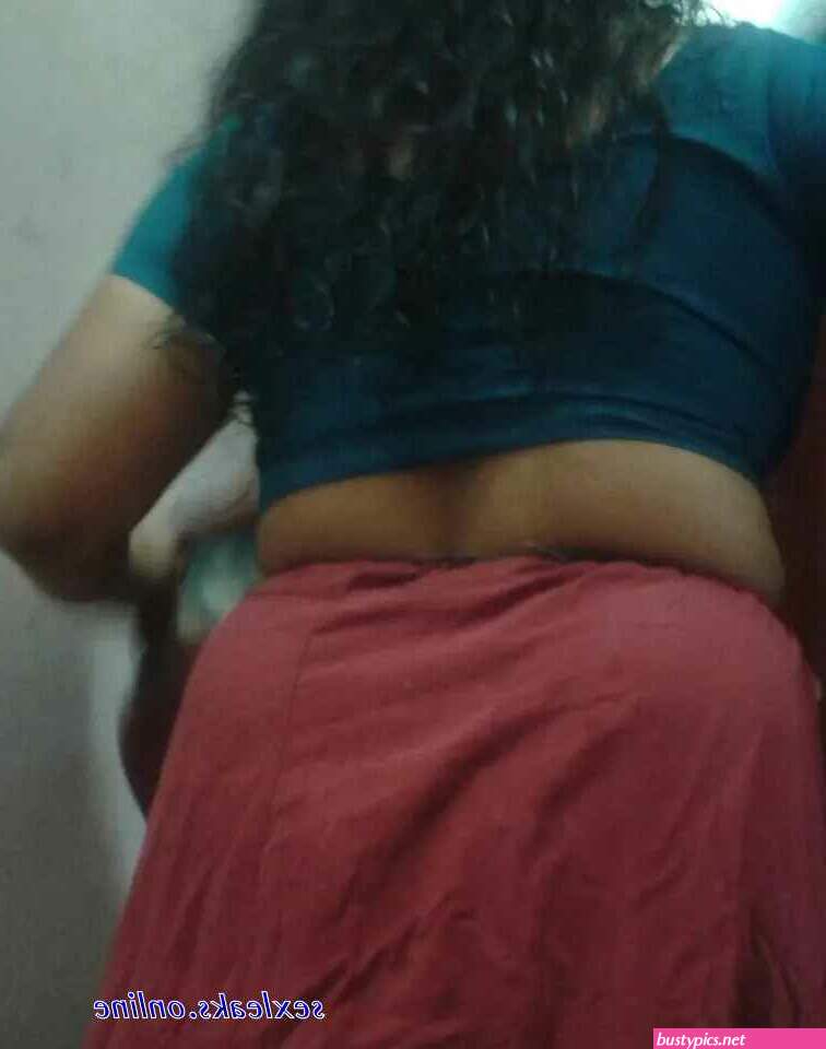 desi petticoat aunty