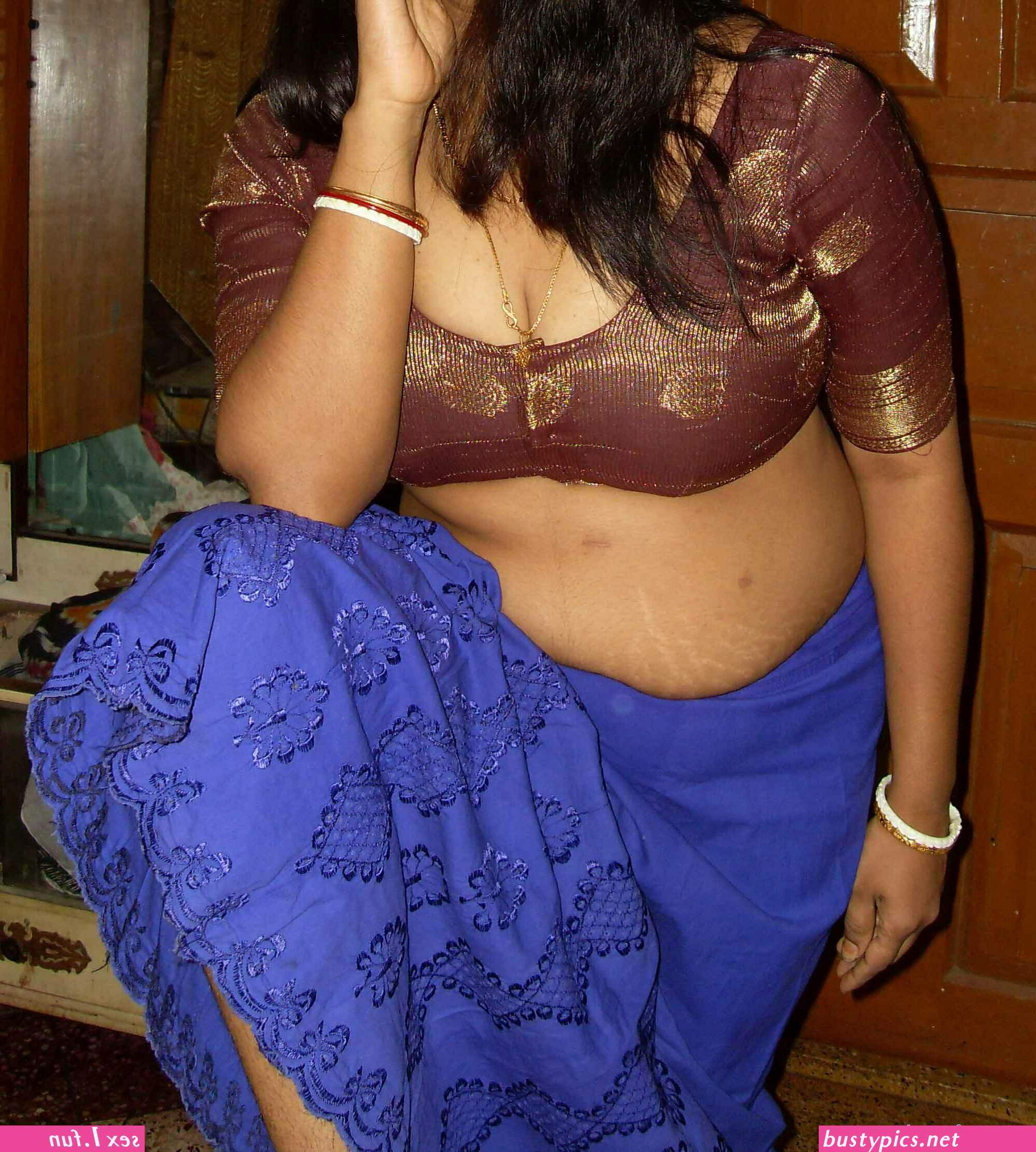 desi petticoat aunty