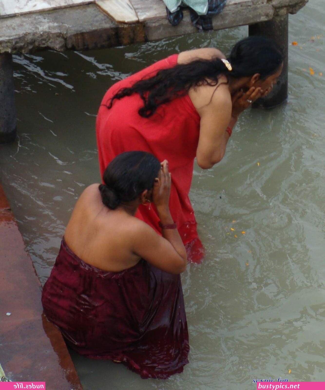 desi petticoat aunty