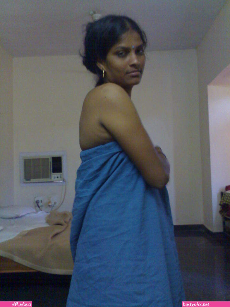 desi petticoat aunty