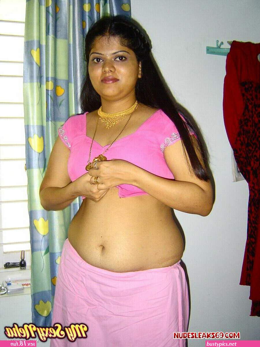 desi petticoat aunty