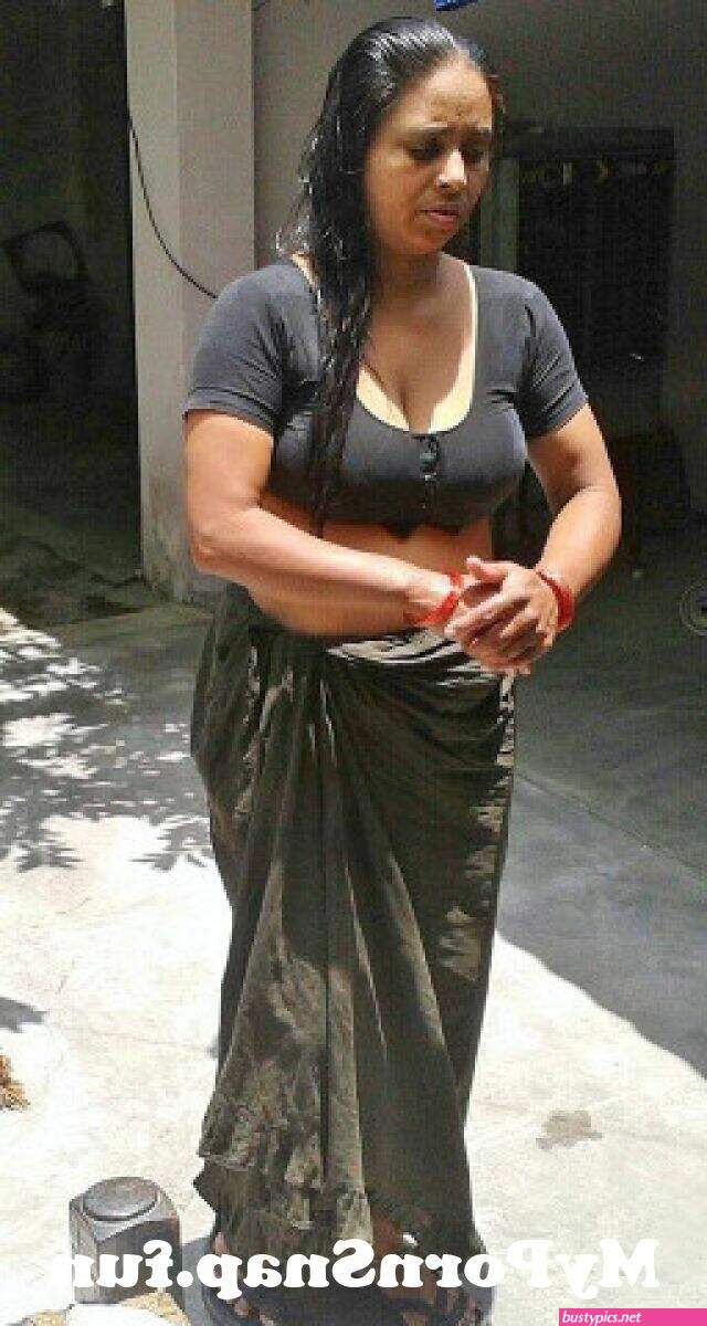desi petticoat aunty