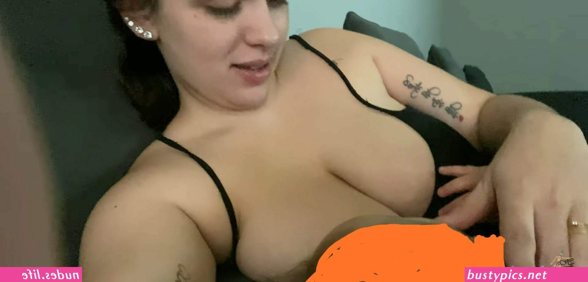 hariel farrier new boobs show video