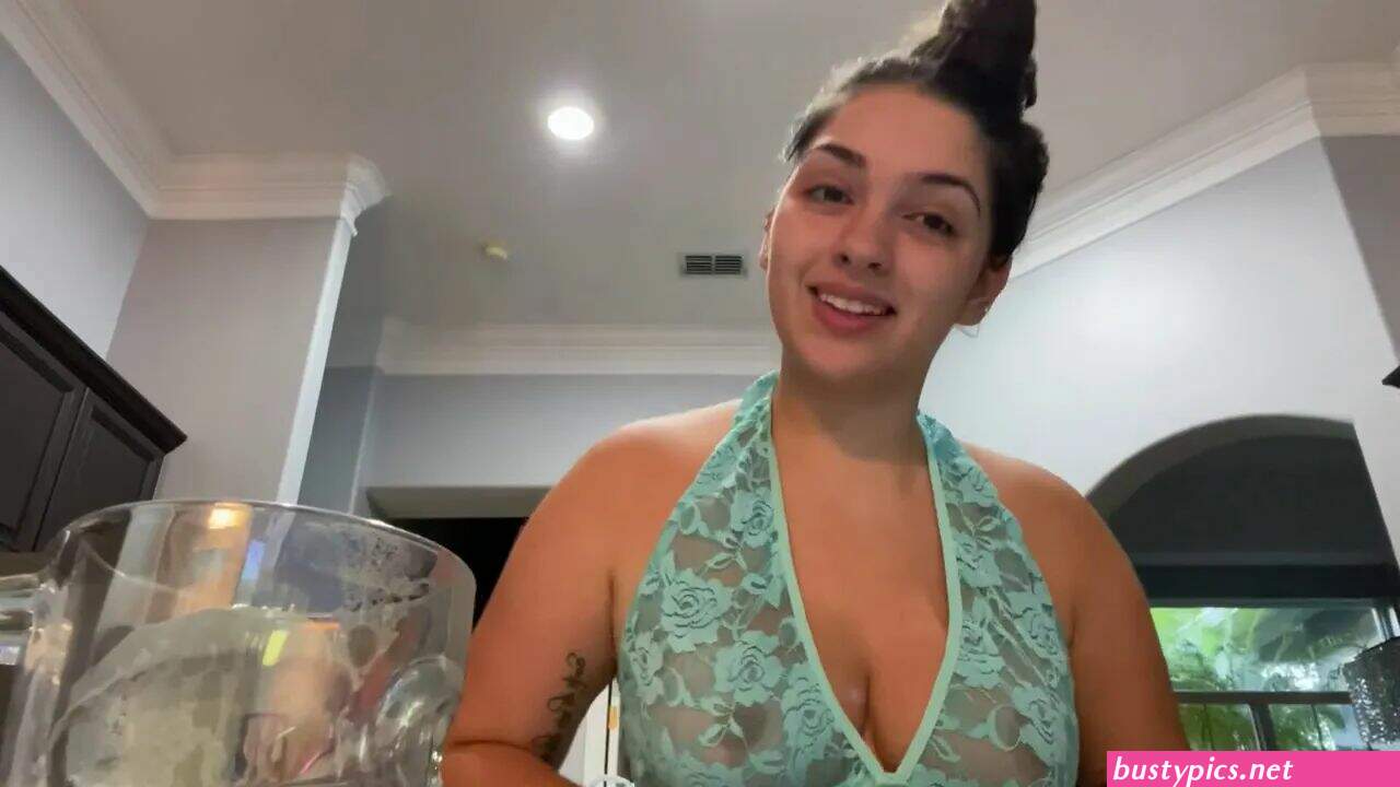 hariel farrier new boobs show video