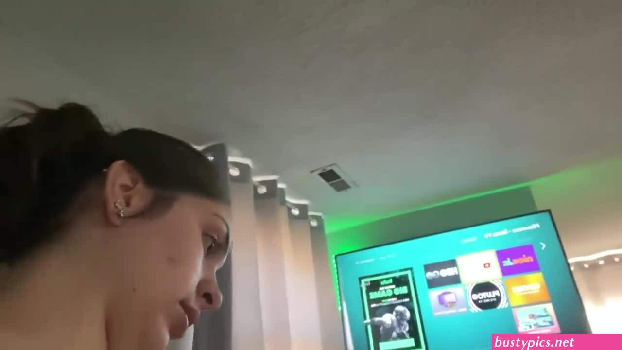 hariel farrier new boobs show video