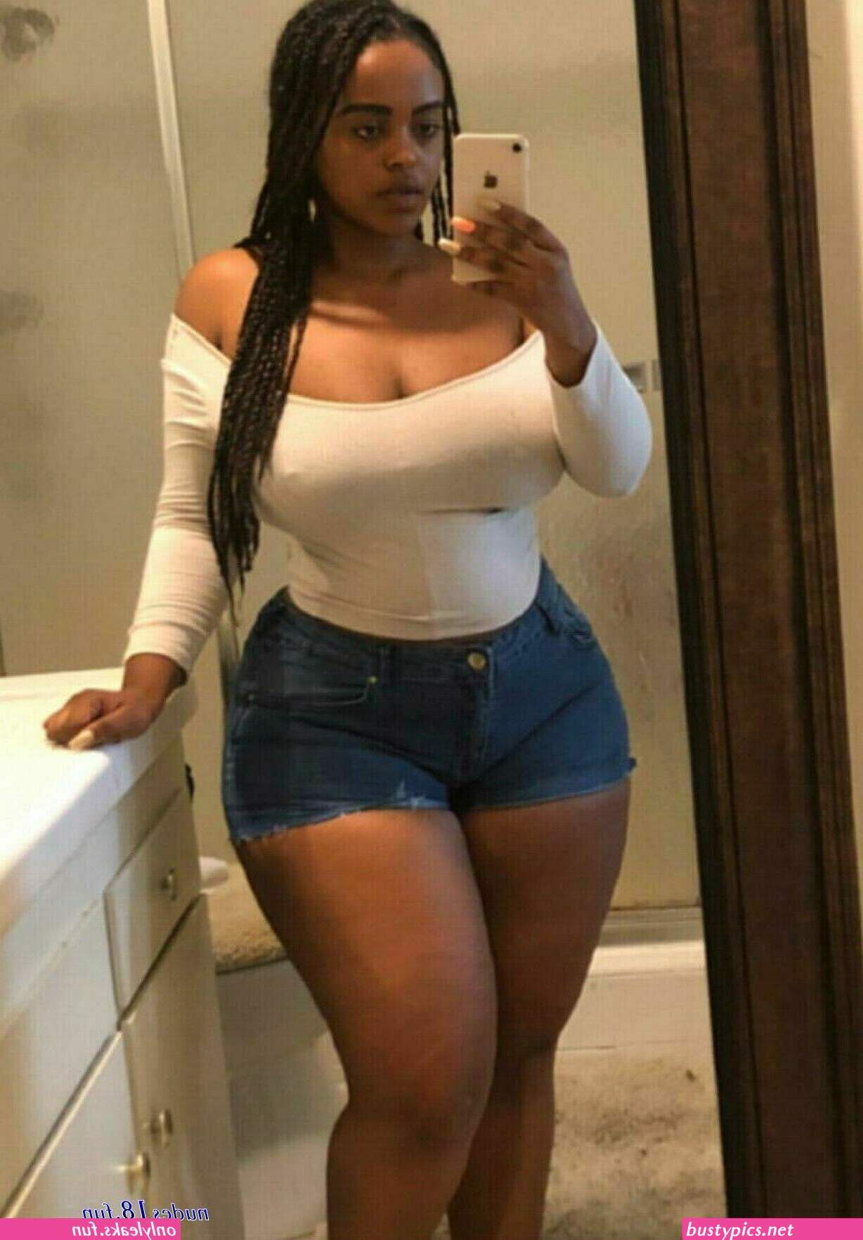 nude big booty hips neked african women photos