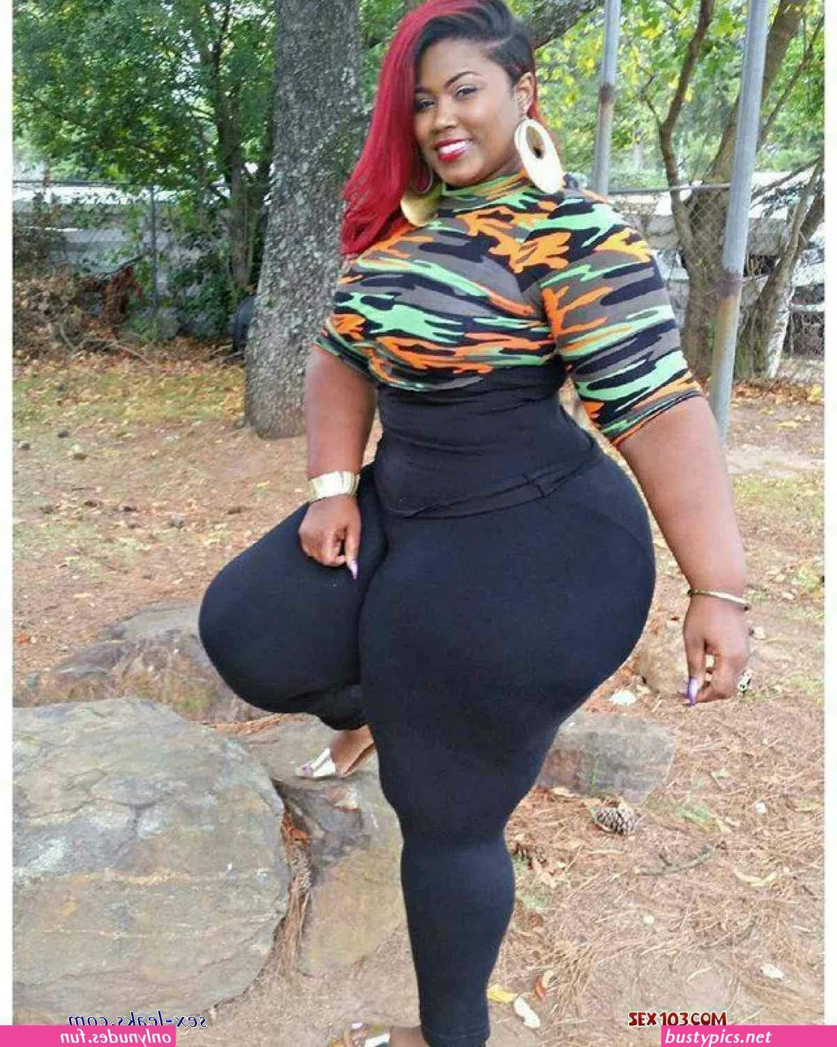 nude big booty hips neked african women photos