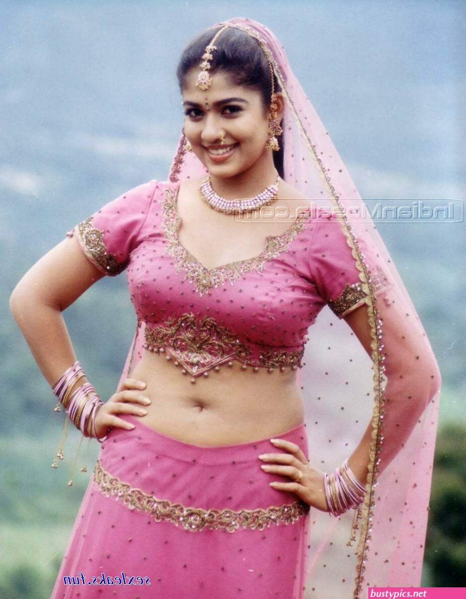tv serial actress unexpected boobs cleavage upskirt naval show picture
